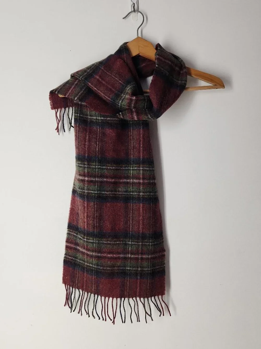 Johnstons of Elgin 100% Lambswool Tartan Plaid Scarf withFringe Made in Scotland